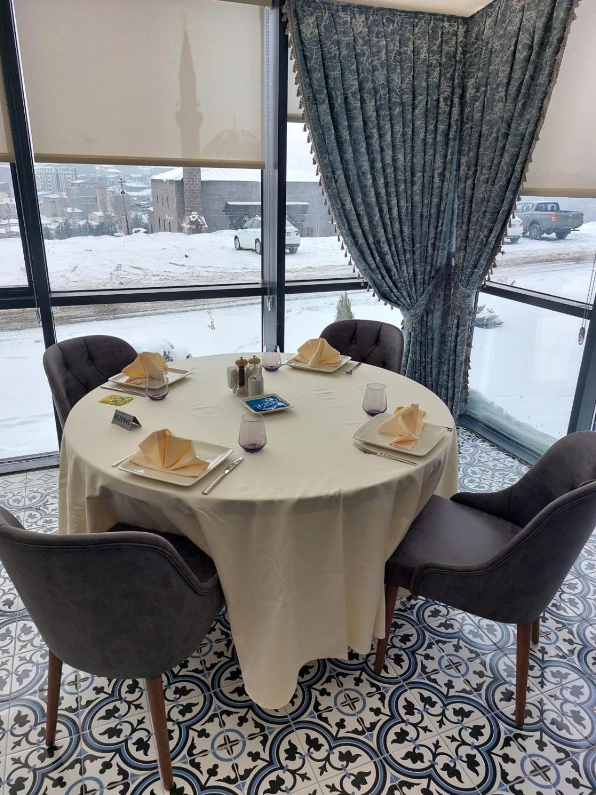 Ve Hotels Beylerbeyi Sarayi Kars Exterior photo
